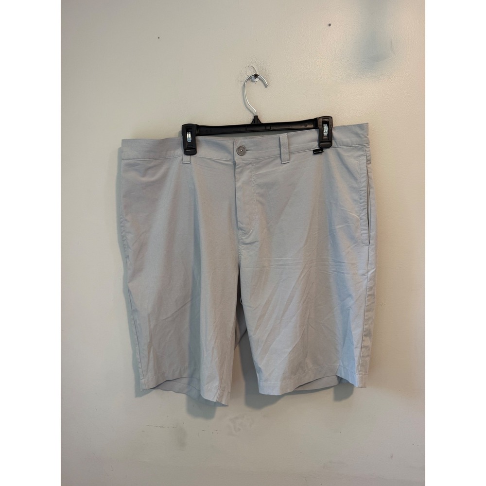 TravisMathew Mens Grey Micro Stripe Performance Golf Shorts Size 38 Stretch